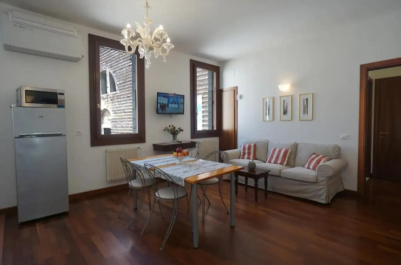 Apartment Campo San Lorenzo Venice Italy